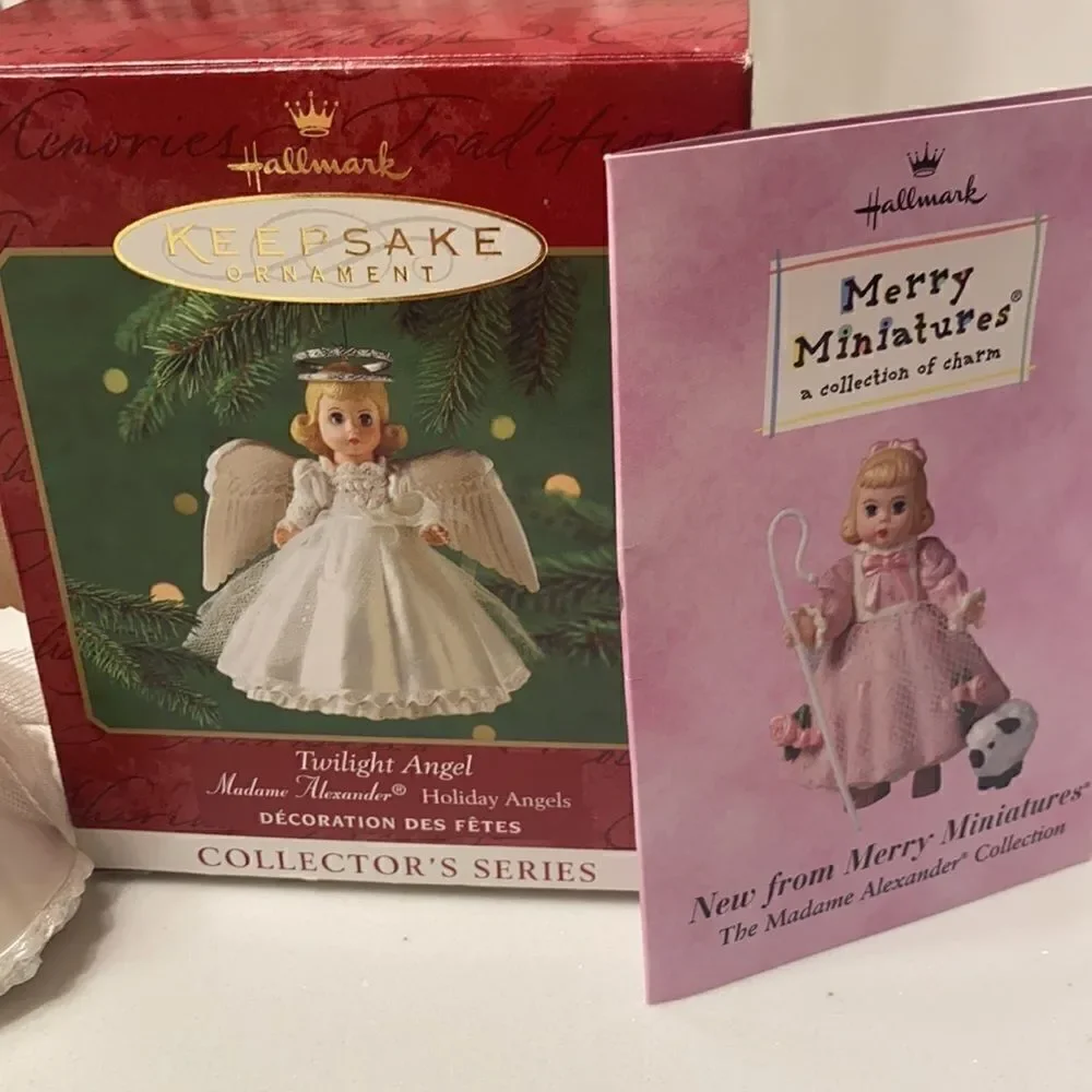 HALLMARK 2000 #3 TWILIGHT ANGEL MADAME ALEXANDER